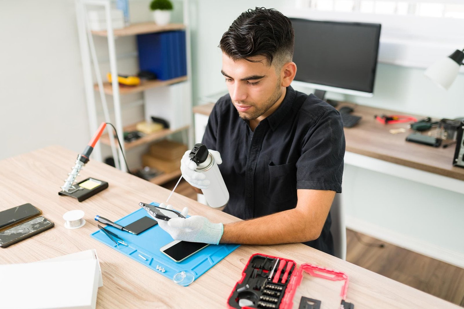 Best Electronics Repair & IT Solutions